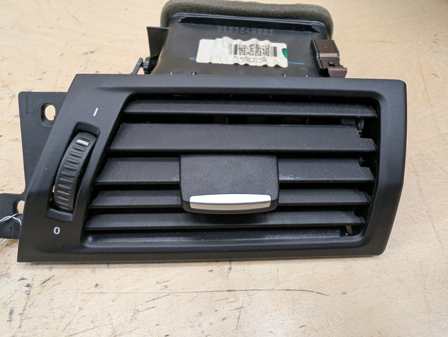 11-18 OEM BMW F25 F26 X3 X4 Front Right Passenger Dash AC Air Vent Grille