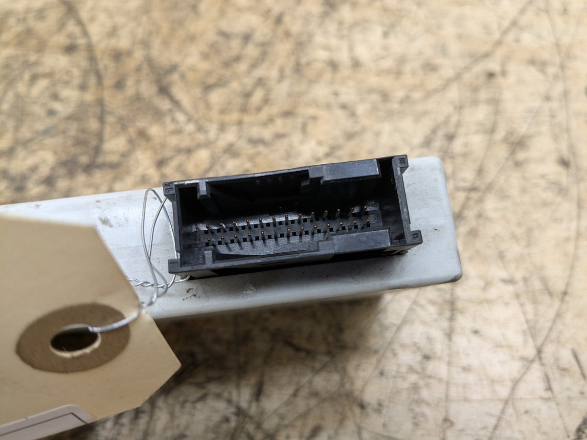 2008-2013 BMW 135i E88 Keyless Entry Receiver Module 9134708 OEM