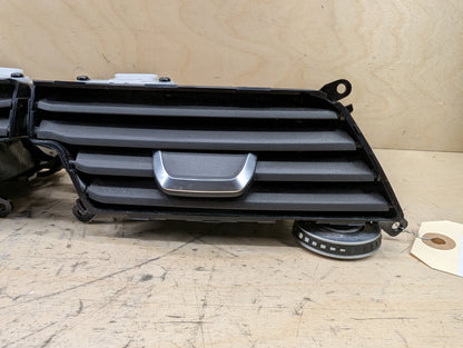 16-22 OEM BMW G11 G12 740 750 M760 Dash Center AC Air Vent Grille