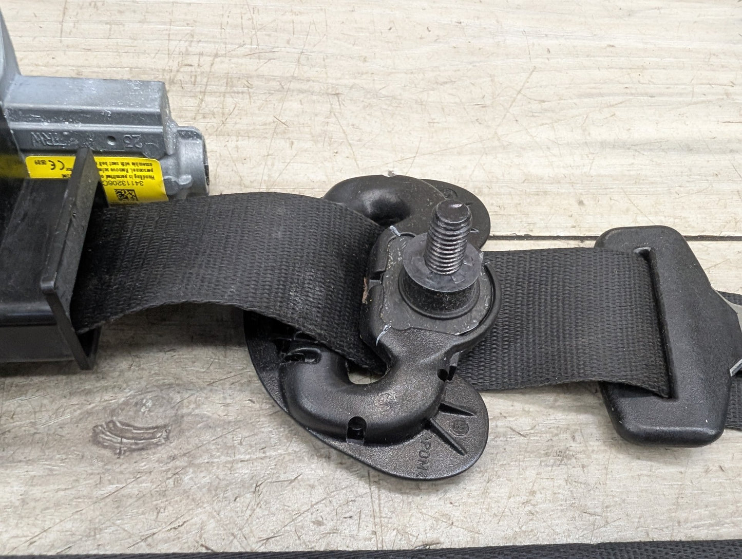 12-20 OEM BMW F30 F36 F80 M3 Front Left Driver Side Seatbelt Retractor Black