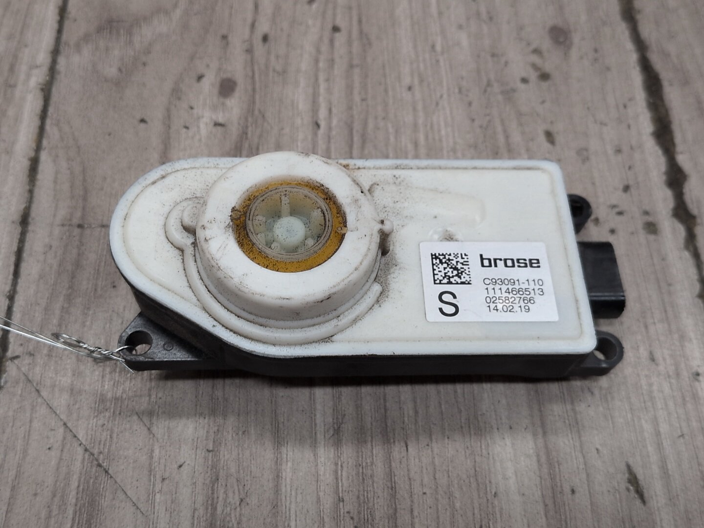 2018-2024 BMW X3 G01 Front Bumper Radiator Air Flap Shutter Motor Actuator 7493167
