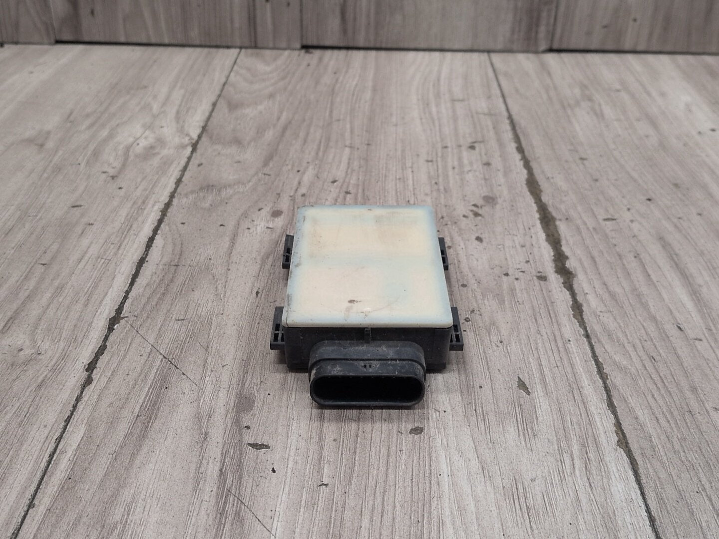 OEM BMW F90 G12 G30 740 750 530 540 M550 M5 Blind Spot Sensor Radar Module