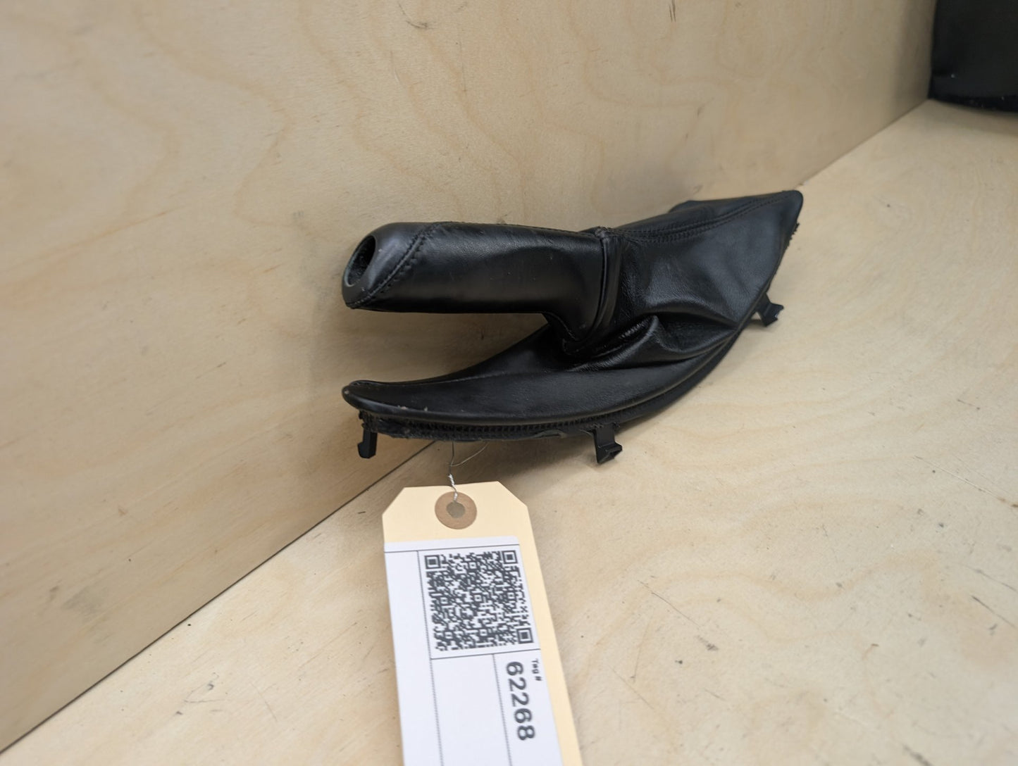 OEM BMW F30 F32 F33 F36 335 340 435 Boot Hand Brake Handle Cover Leather BLACK