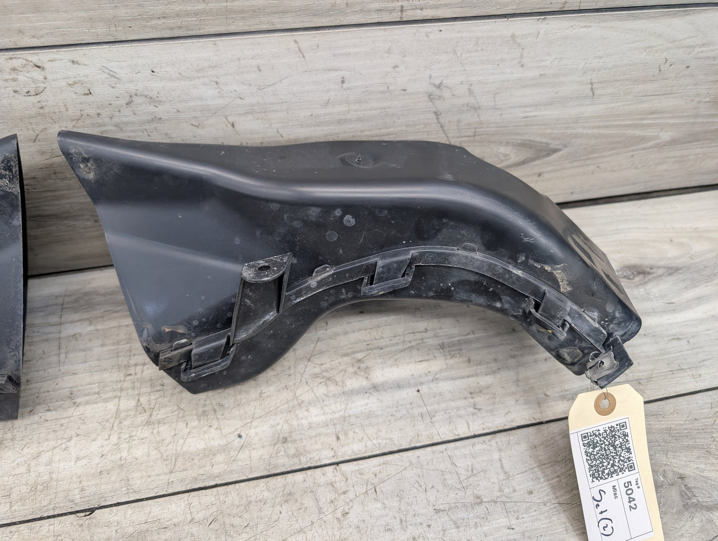 2014 - 2019 BMW 340 F34 Left Right Brake Air Ducts SET 7294908 B58B30M0