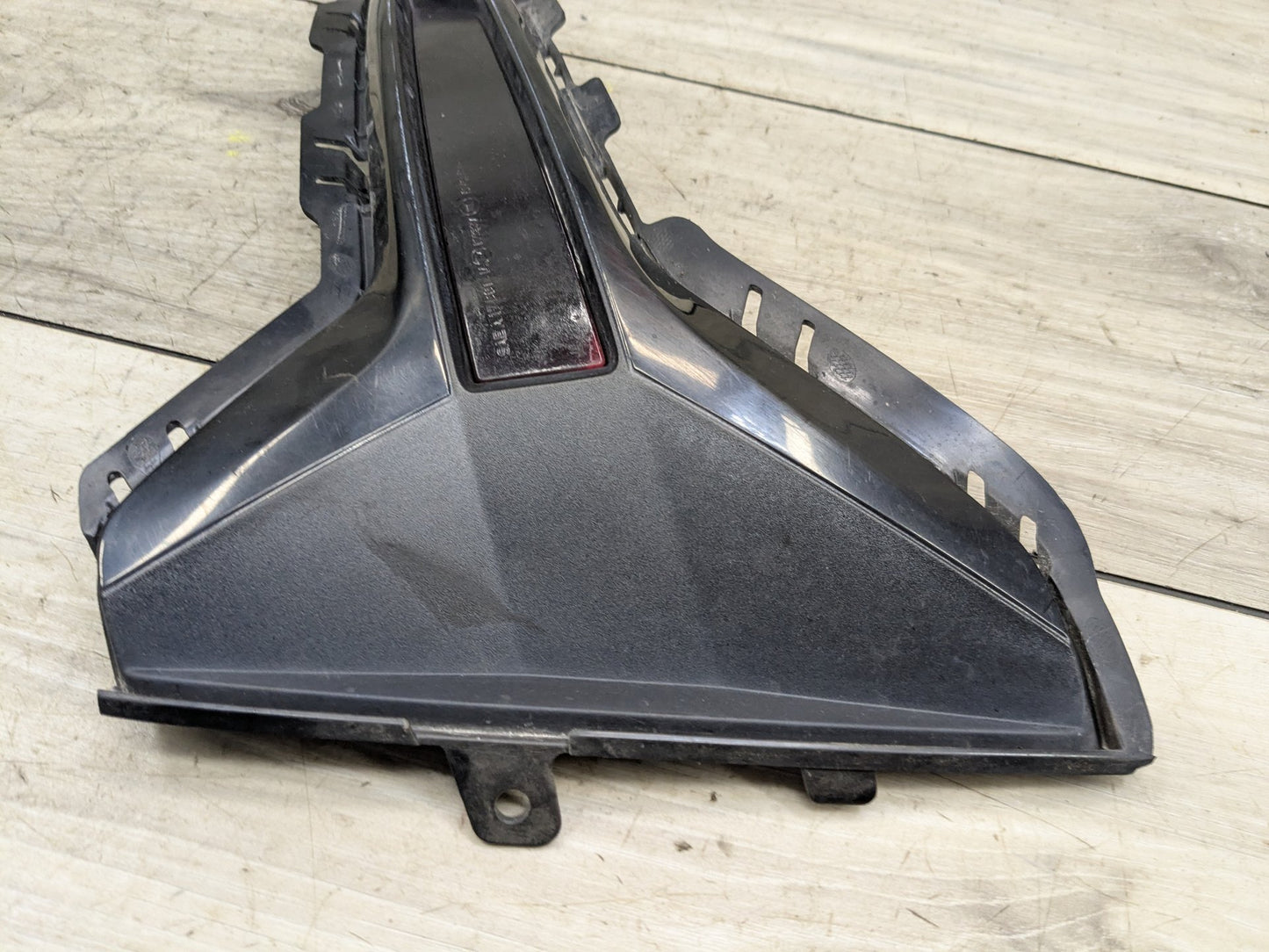 2019 - 2026 BMW 330i G20 Rear Left Driver Bumper Reflector 7463617 B46B20O1