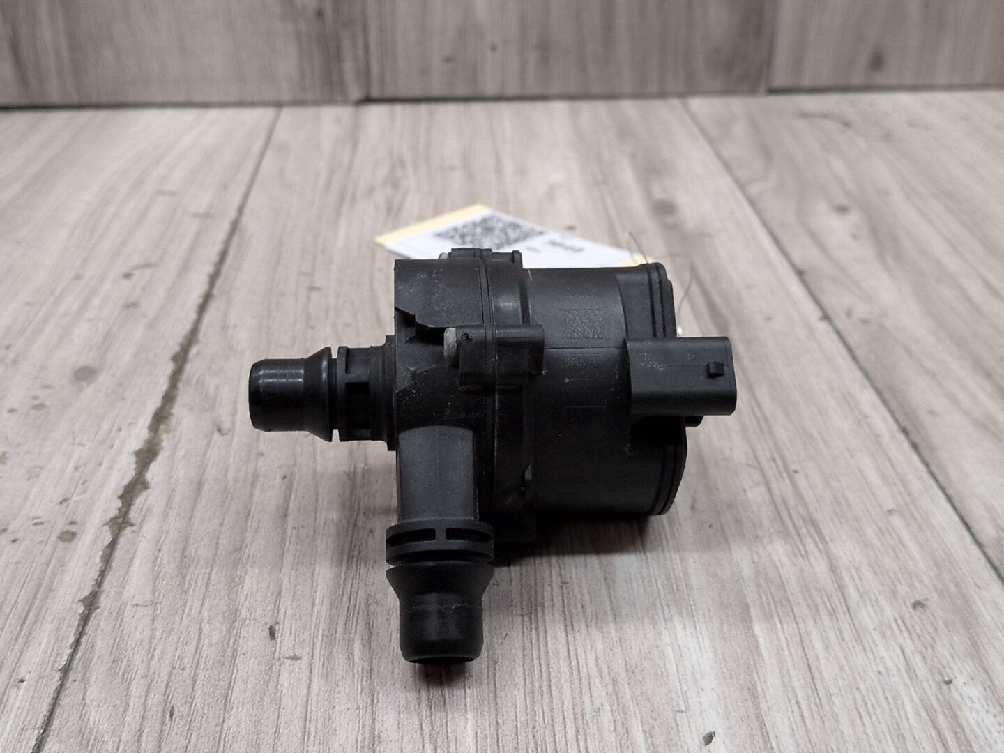 2019 - 2026 BMW X5 G05 Engine Motor Cooling Auxiliary Water Pump 8486849 N63B44M3