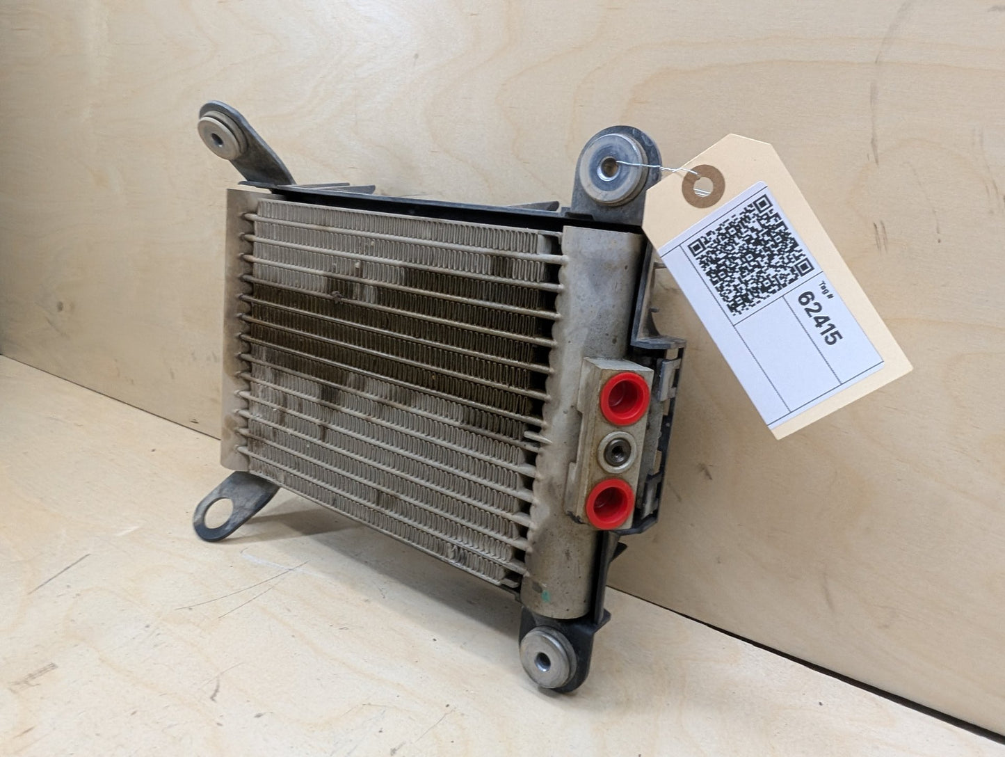 OEM BMW F22 F23 F30 F32 F33 F36 335 440 Engine Oil Auxiliary Secondary Radiator