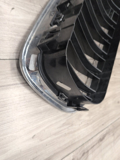 2011-2016 BMW M5 F10 Front Left Right Upper Bumper Grilles SET 8057228 OEM