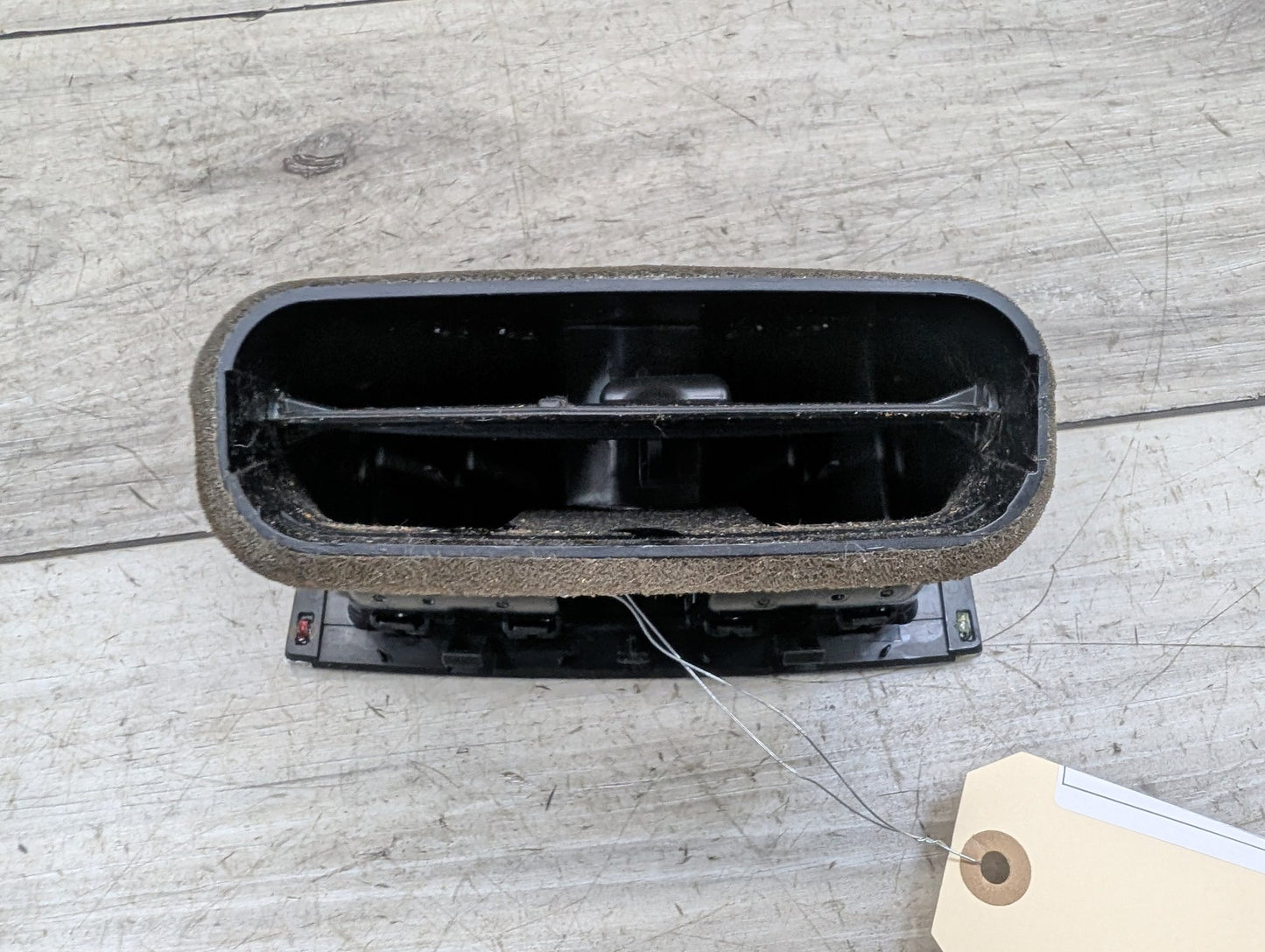 2014 - 2019 BMW 340 F34 Rear Center Console Air Vent Grille 9333675 B58B30M0