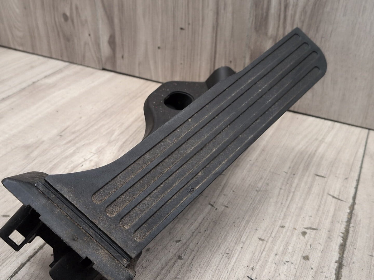 2015-2018 Audi Q3 8U Gas Accelarator Pedal 1K1723503BA OEM