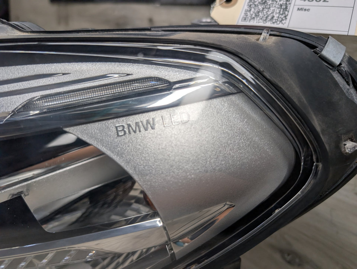 2018 - 2024 BMW X3 G01 Front Left Driver Headlight 8739651 B46B20O1