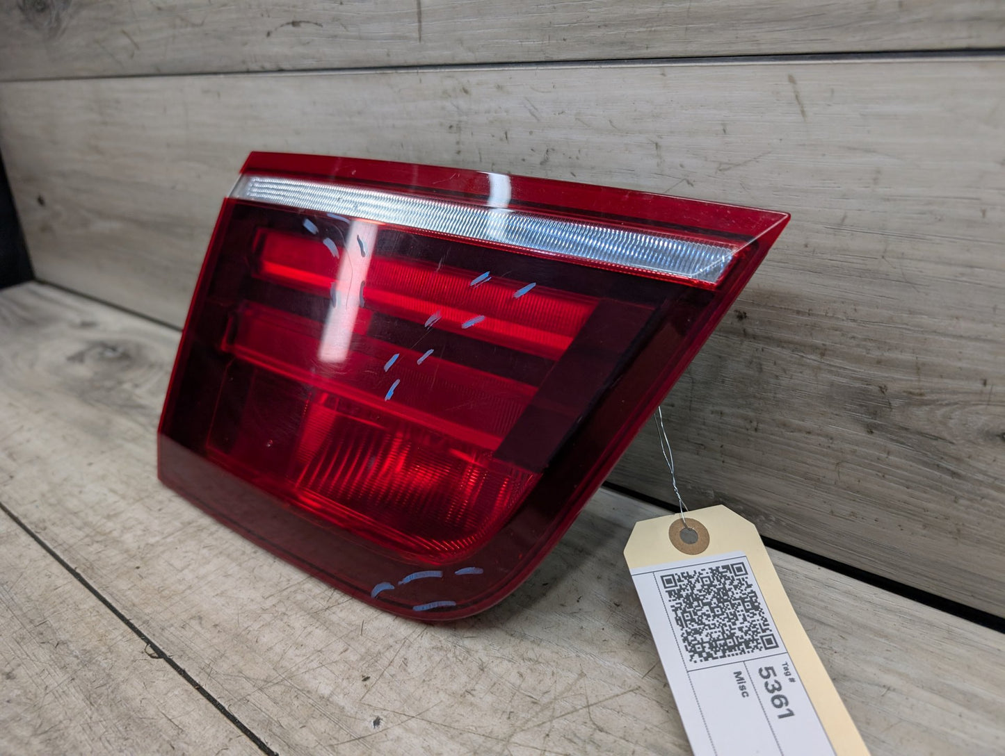 *2007-2013 BMW X5 E70 Rear Left Driver Inner Tail Light 7227793