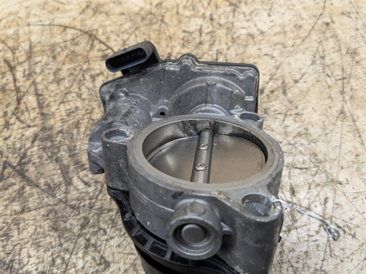 OEM BMW F39 F44 F48 F90 G05 G12 750 G30 M550 M8 Engine B46 N63 S63 Throttle Body