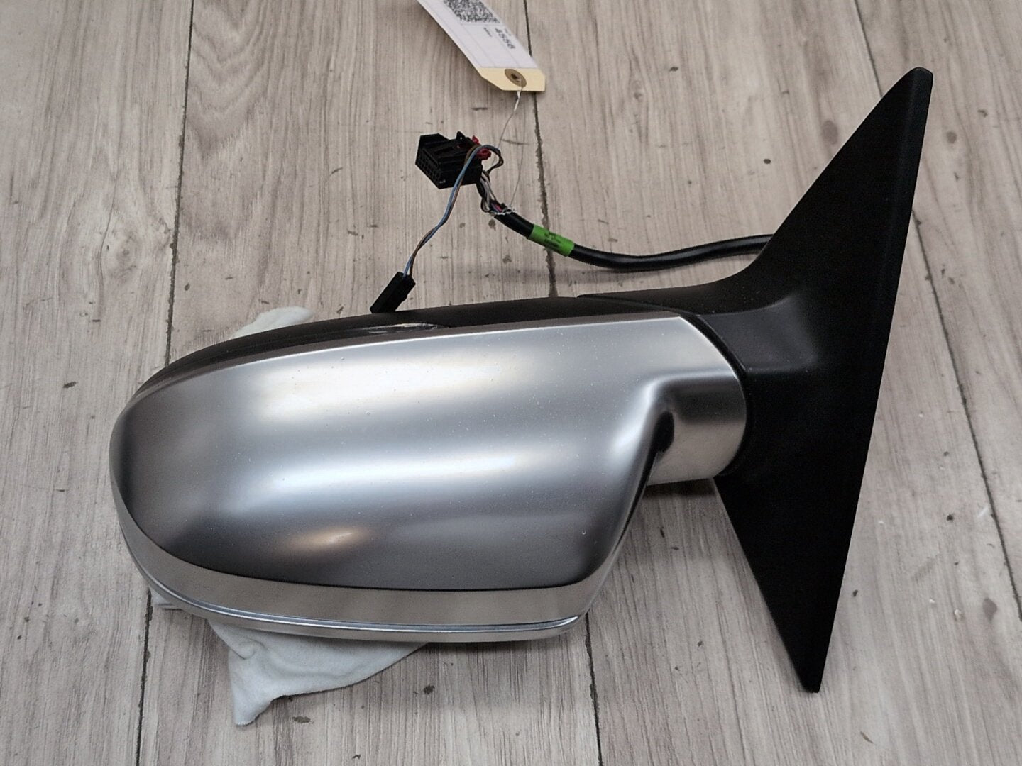 2008 - 2017 Audi S5 8T Front Left Driver Side Mirror Assembly 8T1857409AK