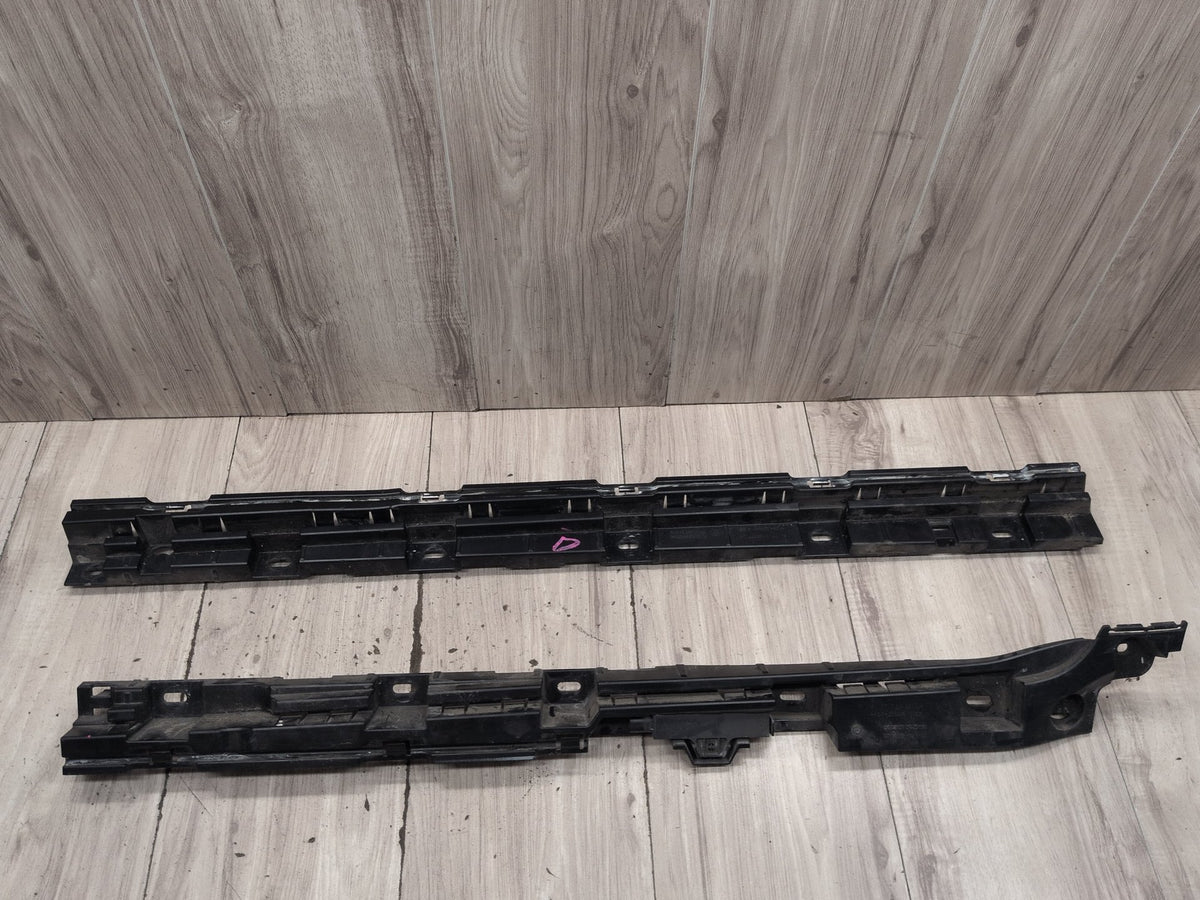 2011-2016 BMW M5 F10 Left Driver Side Rocker Panel Brackets SET 7184777 OEM