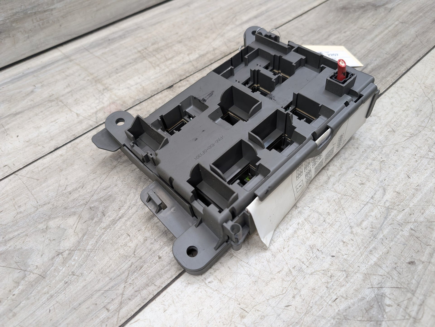 2007 - 2013 BMW X5 E70 Rear Power Distribution Fuse Box 6931687 N62B48B