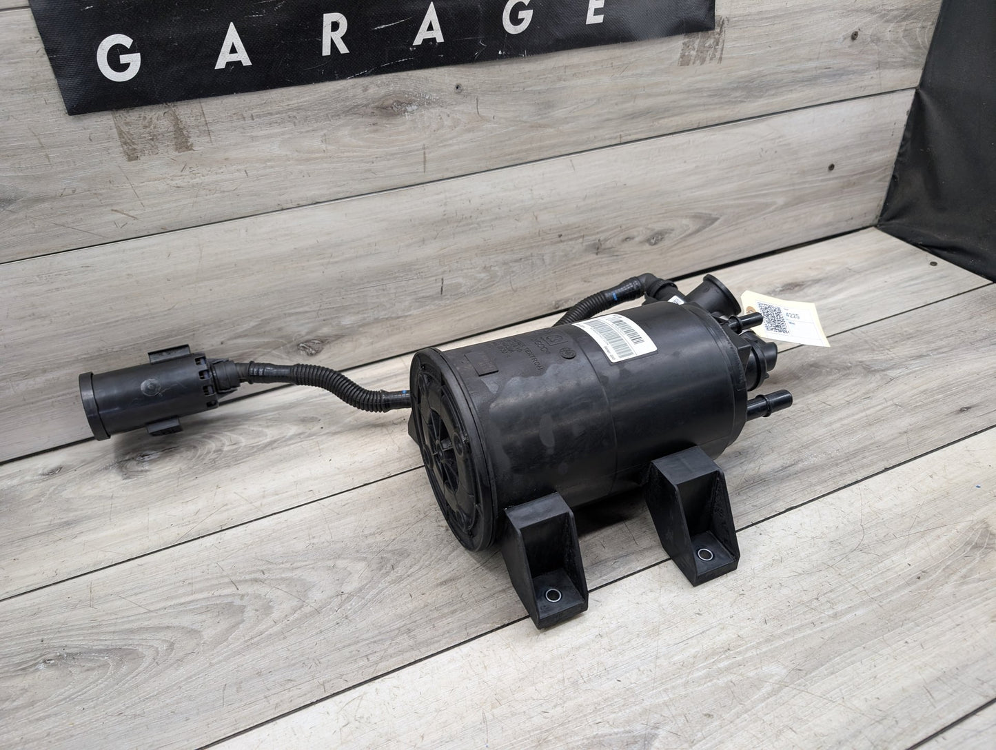 OEM BMW G20 G22 G26 G42 G80 Charcoal Filter Fuel Tank Vapor Evaporator Canister