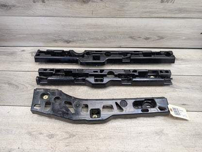 2017-2023 BMW 530i G30 Right Passenger Side Skirt Rocker Panel Brackets SET 7387348