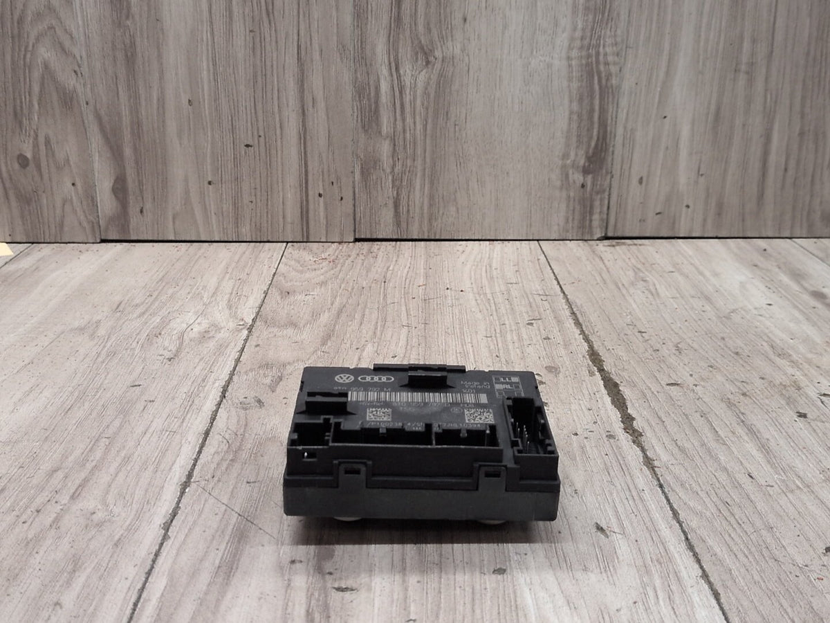 10-16 OEM AUDI A4 S4 S5 Front Left or Right Window Control Module