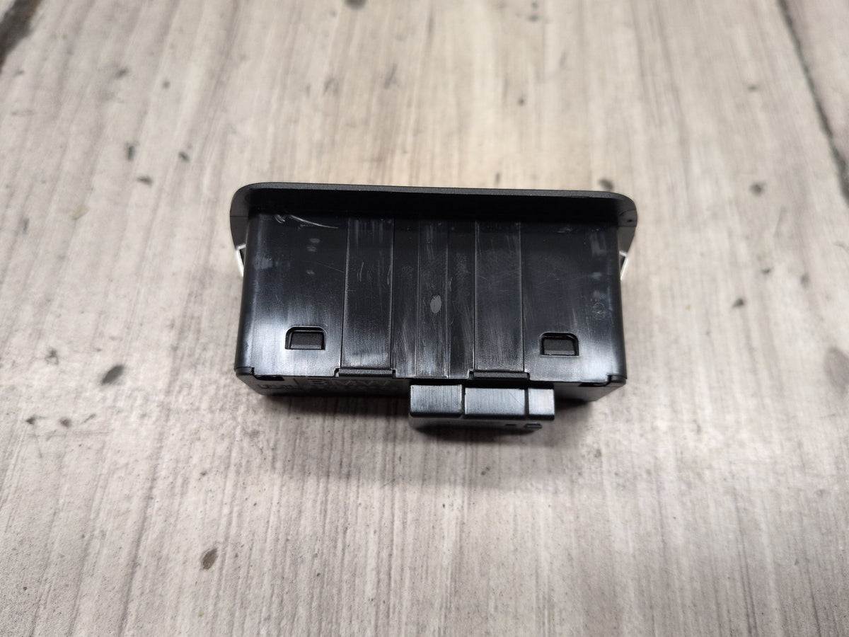 OEM BMW F02 F10 F15 F48 F90 G01 G20 G30 G80 X3 Rear Trunk Lid Center Lock Switch