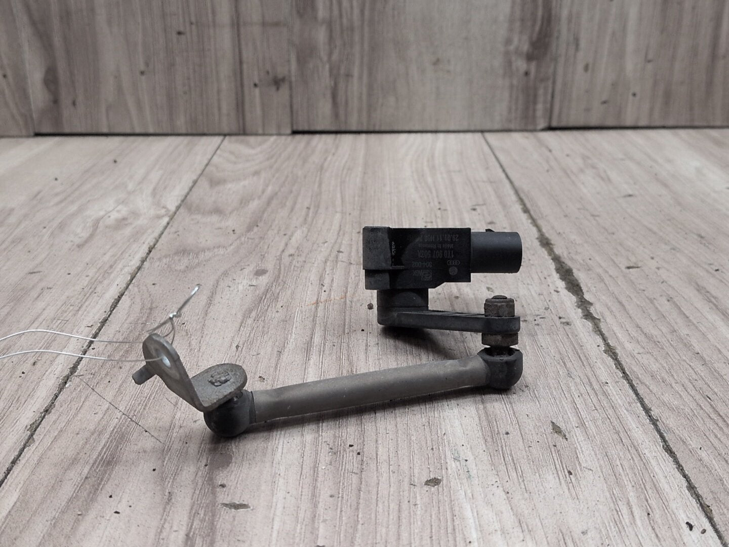 2008-2017 Audi S5 8T Suspension Height Level Sensor 1T0907503A