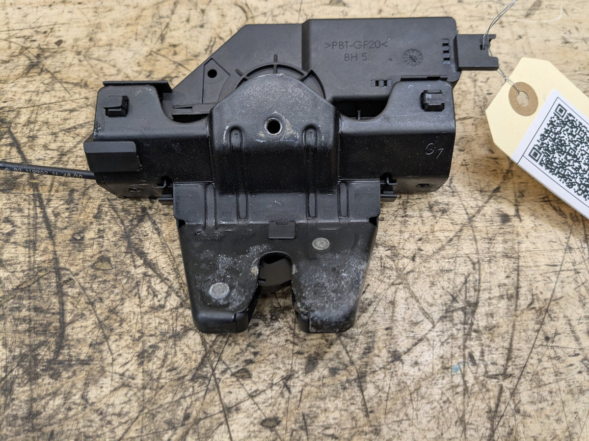 OEM BMW E82 E88 E90 E92 E93 Rear Trunk Lid Latch Lock Opener Actuator w/ Cable