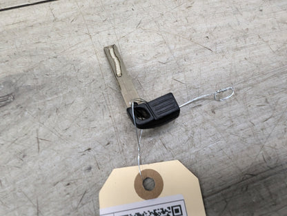 2007-2013 BMW 328i E93 Front Left Driver Key Lock Mechanism w/ Key 7162439