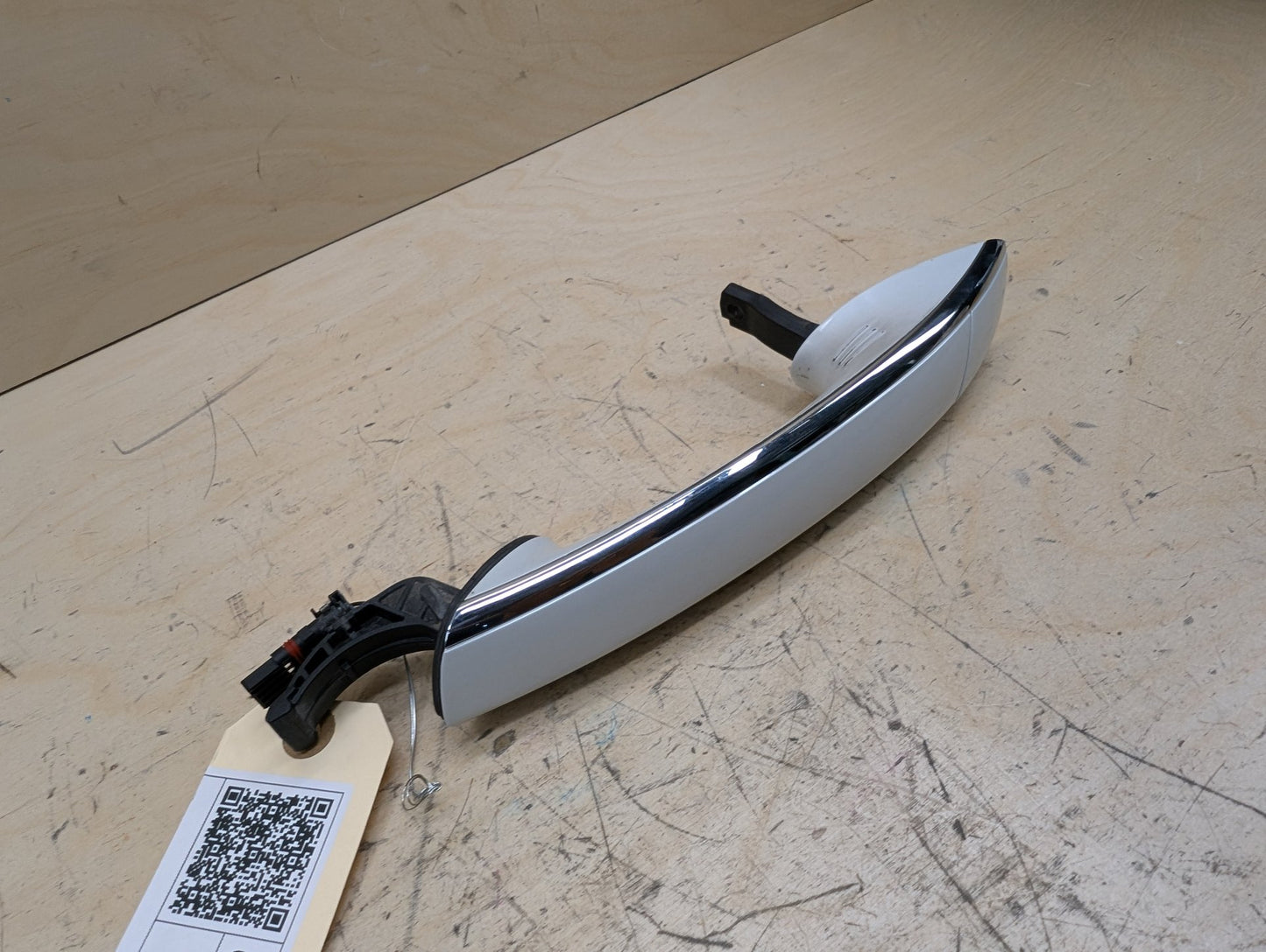 2016-2022 BMW 750i G12 Front Left Driver Exterior Door Handle w/ Comfort Access 7411053