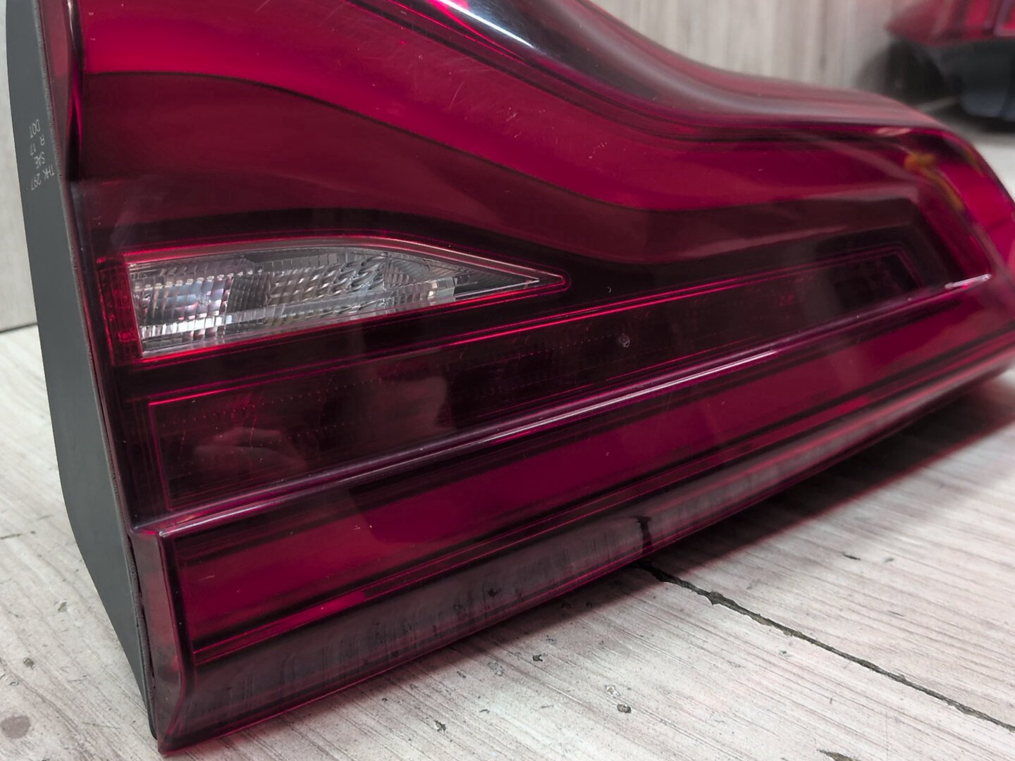 18-21 OEM BMW F97 G01 X3 X3M Rear Right Passenger Side Inner LED Tail Light Lamp