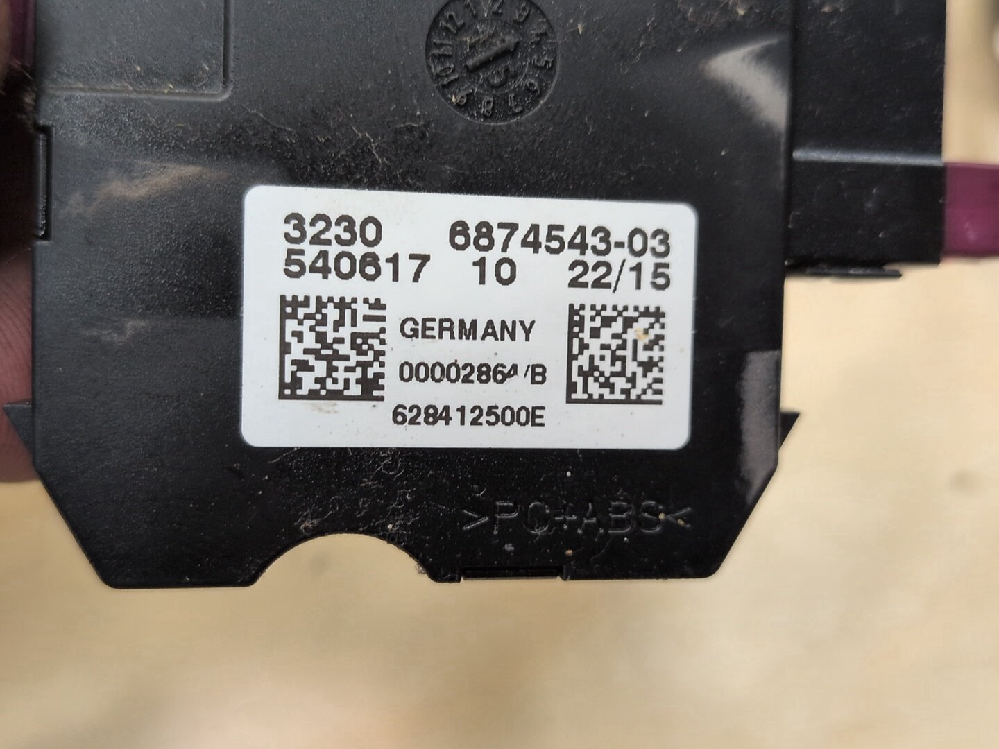 16-19 OEM BMW F90 G11 G12 740 750 Steering Wheel Touch Detection Control Module