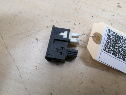 12-20 OEM BMW F22 F23 F30 F32 F33 F36 F48 F80 F82 F83 M3 M4 Aux Audio Input USB