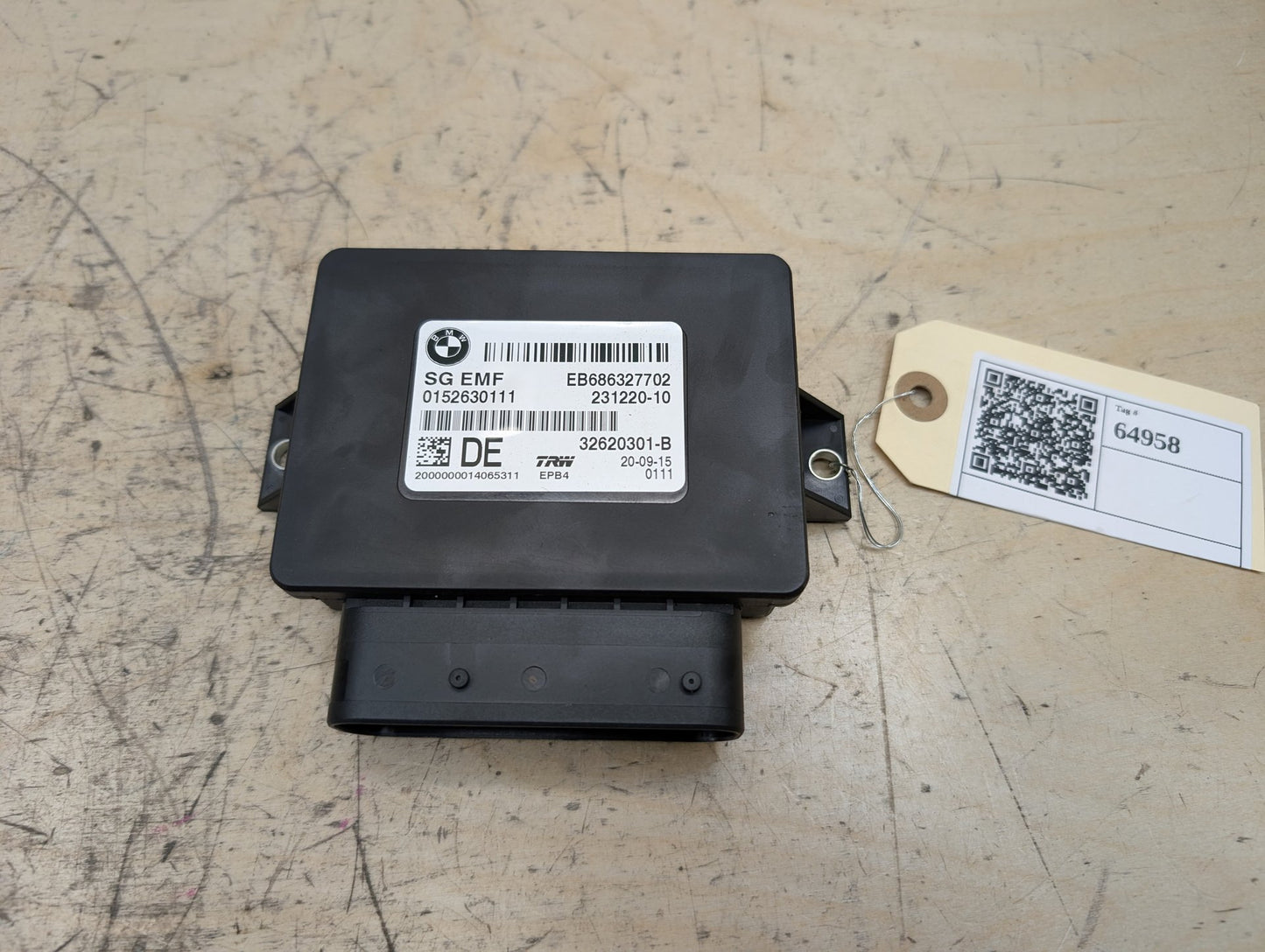 2011-2016 BMW X3 F25 Electric Emergency Parking Brake Module 6863277
