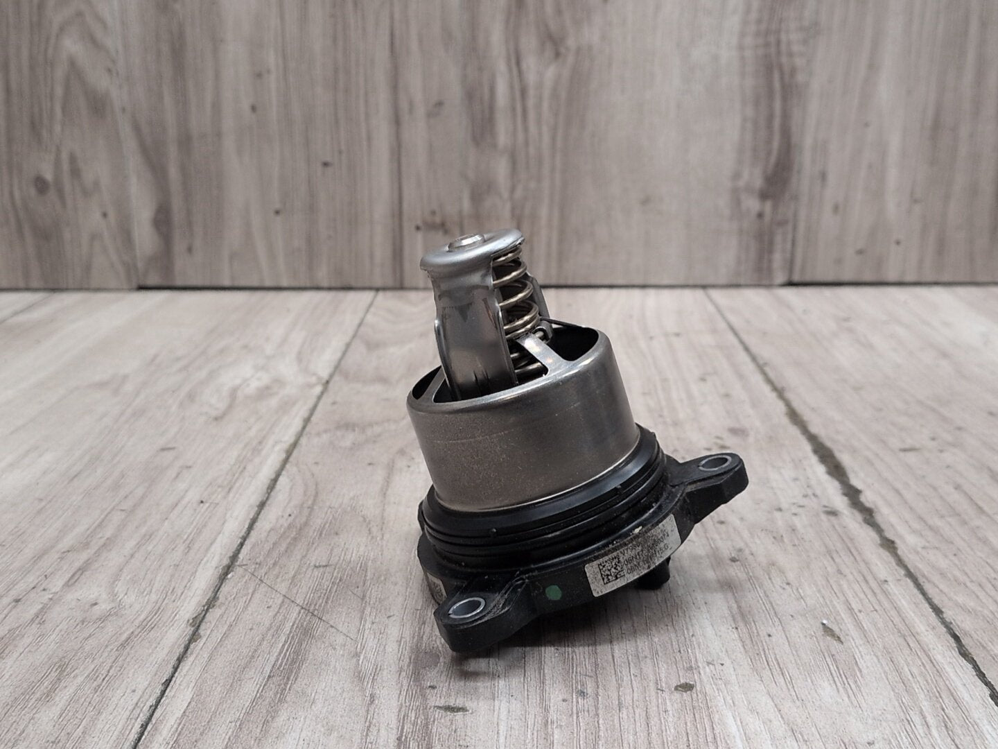 2018-2023 Audi B9 S4 CWG Engine Motor Heat Coolant Thermostat 06M121115G