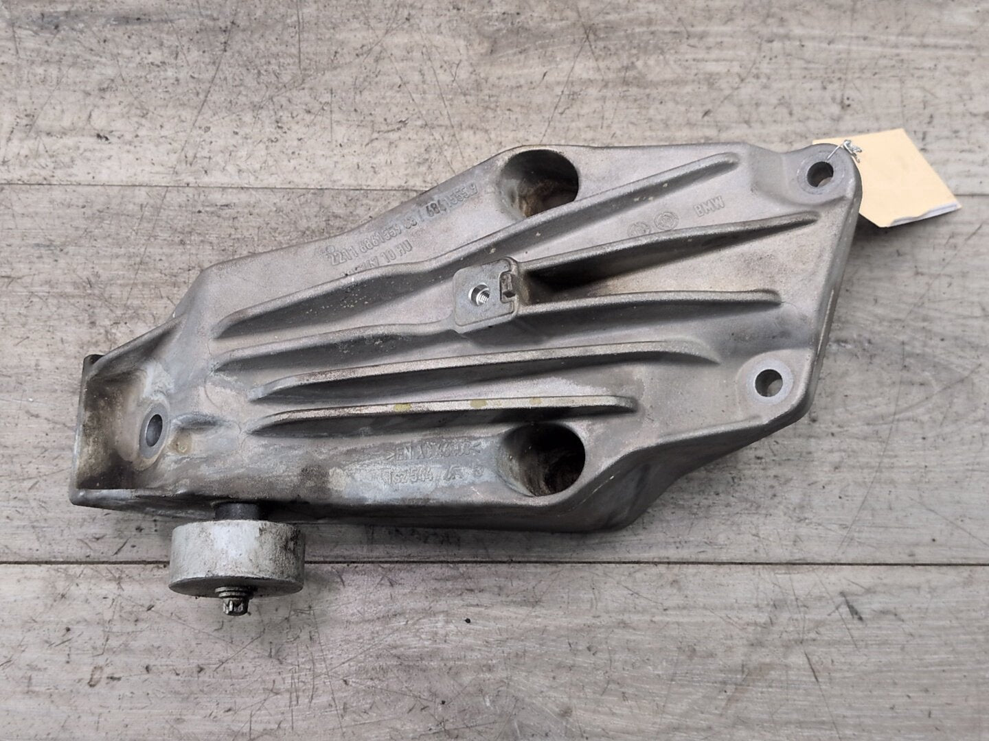 OEM BMW G01 G05 G12 G20 G22 G26 G30 Left Driver Engine B58 Motor Mount Bracket