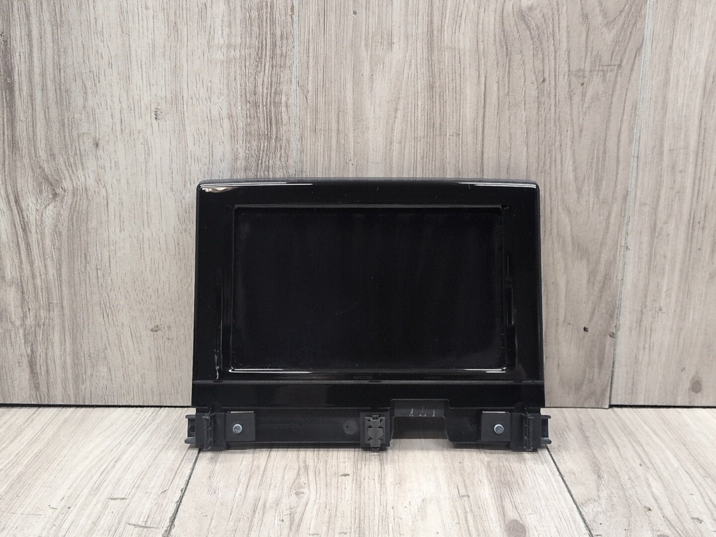 2015-2018 Audi Q3 8U Monitor Display Screen 8U0919604A