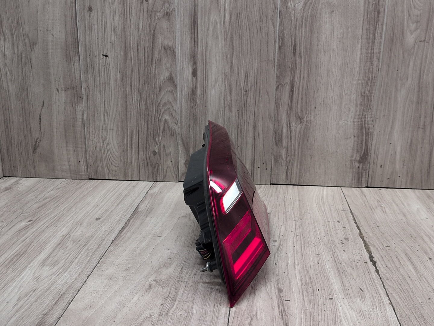 14-18 OEM BMW F15 F85 X5 X5M Rear Left Driver Side Trunk Inner Stop Tail Light