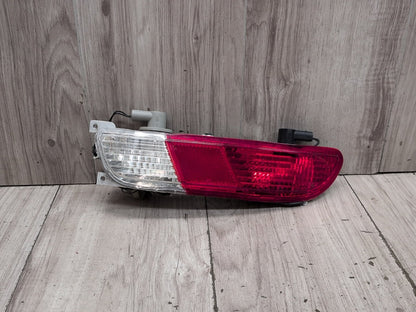 2004-2010 BMW M6 E64 Rear Left Driver Inner Tail Light 7165817 OEM
