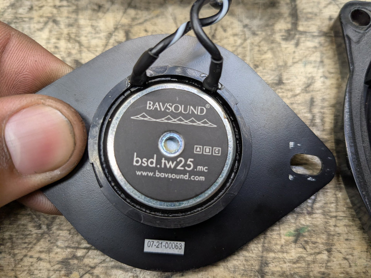 16-19 OEM BMW G30 G12 F90 Front Left Sub Subwoofer Audio Speaker Harman Kardon