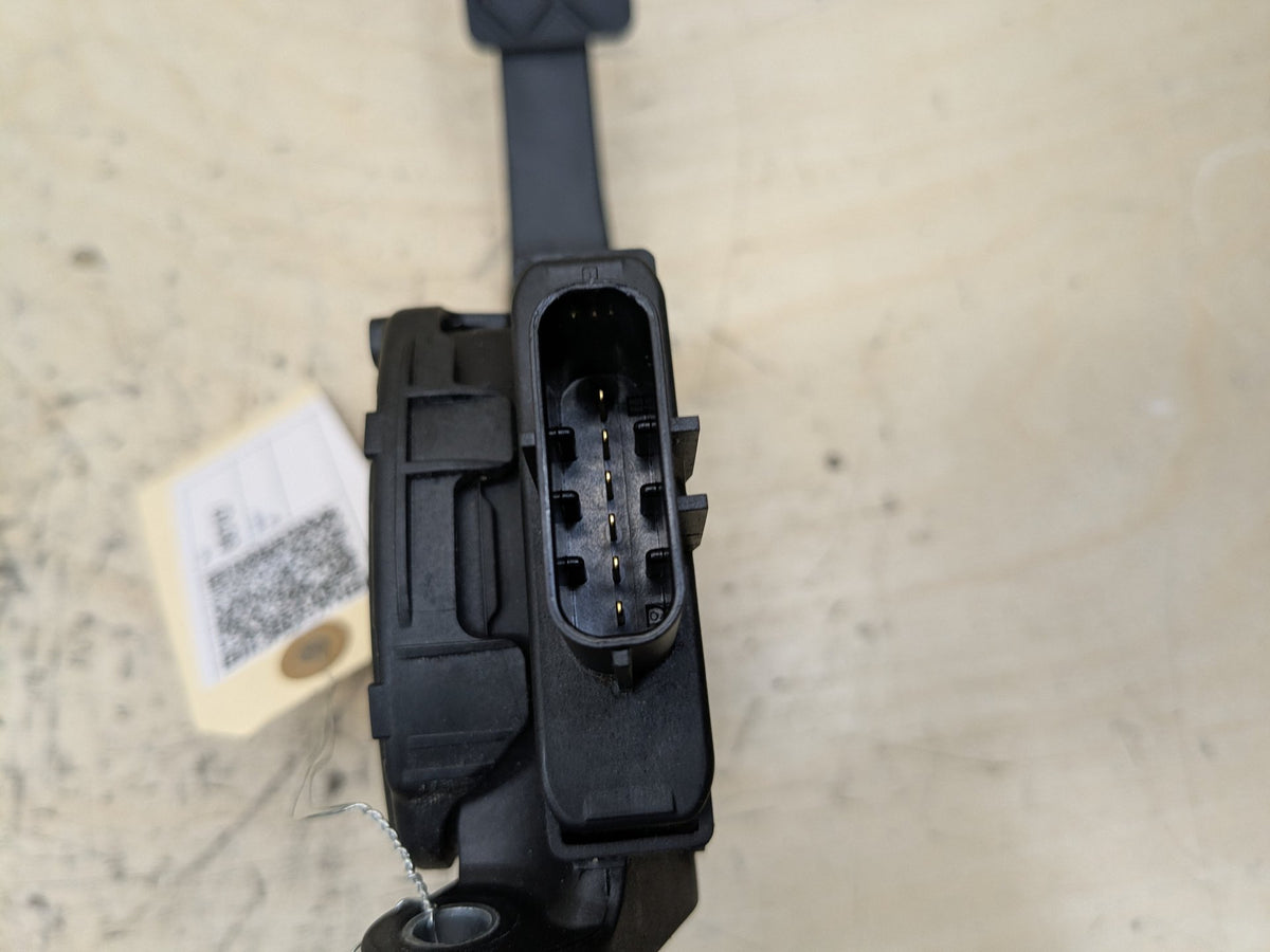 2012-2018 Audi A6 C7 Gas Accelarator Pedal 8K1723523A OEM