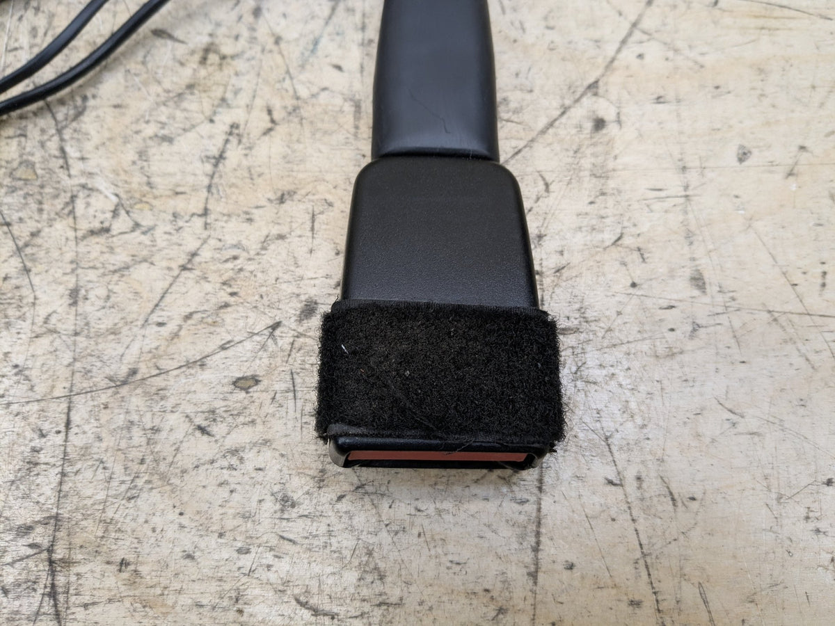 2007-2013 BMW 335i E92 Front Left Driver Seatbelt Seat Belt Buckle 7126295 OEM