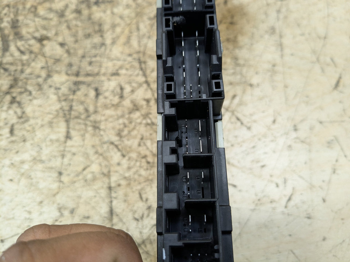 16-19 OEM BMW G11 G12 740 750 B7 Left Driver or Right Passenger Seat Module
