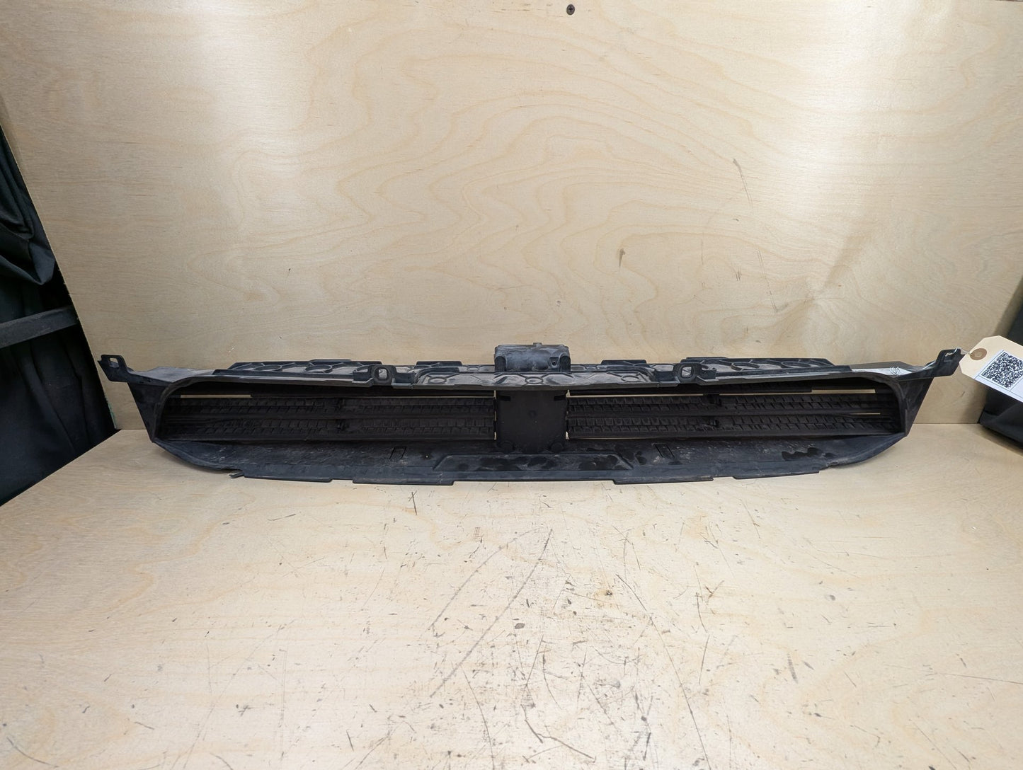 2018-2024 BMW X3 G01 Front Lower Radiator Air Flap Shutter 7497231