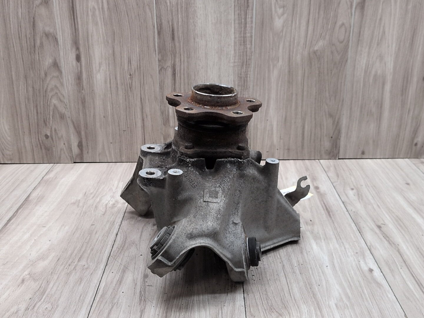 OEM BMW F95 G05 G06 G07 G09 X5 X7 Front Left Driver Hub Spindle Knuckle Bearing