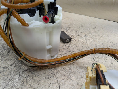 18-20 OEM BMW G30 M550iX Engine N63R Gas Tank Mount Fuel Pump w/ Sending Unit