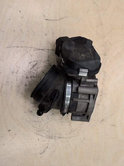 OEM BMW E82 E88 E89 E90 E92 E93 F10 F25 Engine N52 Throttle Body