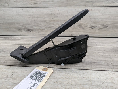 2016-2022 BMW 750Li G12 Gas Accelarator Pedal 6859999