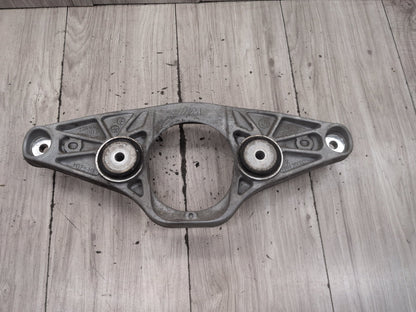 12-19 OEM BMW M6 F06 F12 F13 M5 F10 Rear Differential Adapter Bracket