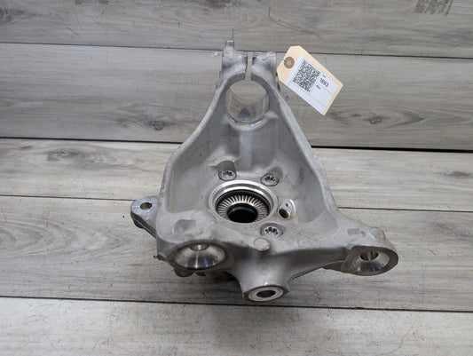 2021-2026 BMW 430i G22 Front Left Driver Spindle Knuckle w/ Bearing 6877147