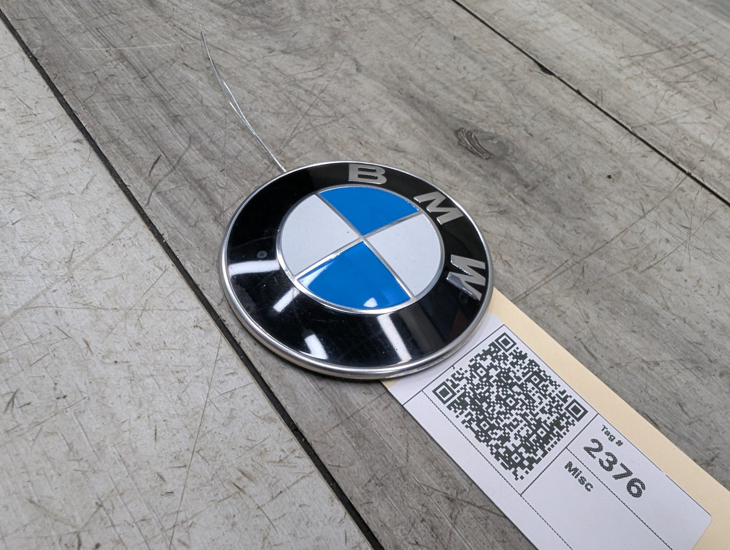 2011 - 2016 BMW 528i F10 Emblem Badge Symbol Logo 7057794 N20B20O0