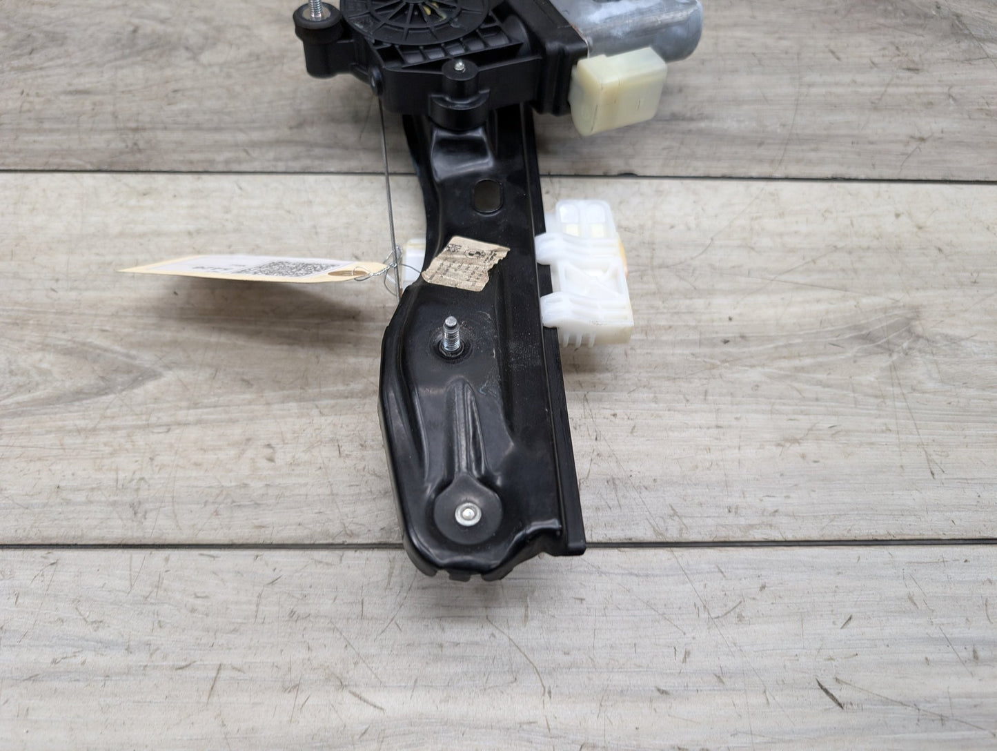 2012-2018 BMW 340i F30 Rear Right Passenger Door Window Glass Regulator w/ Motor 7351050